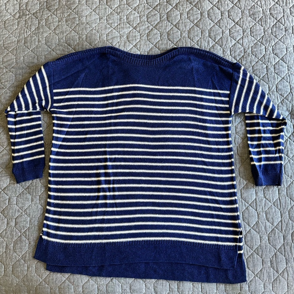 EUC heathered blue and white striped Old Navy oversized tunic sweater - size XL
